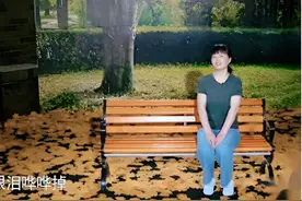 南京大叔舍命救下18岁少女，女子苦寻24年，找到恩人后激动相拥图片