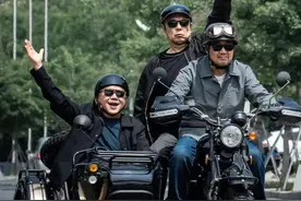 “铁三角”新剧杀青，张国立王刚张铁林默契十足，幕后班底很靠谱图片