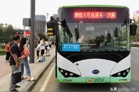 地铁直通车开通 让市民出行“乘”心如意图片