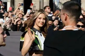 谷爱凌真要嫁给奢侈品豪门世家了吗？千亿家产到手？图片