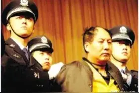 黑帮录：北京通州区梨园镇黑副镇长“房广成”图片