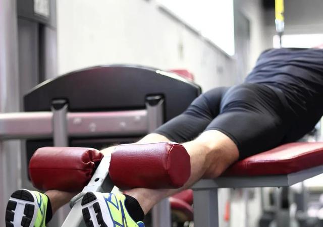 如何瘦臀部脂肪男生,为什么男人比女人更需要练翘臀?