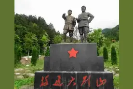 女儿问邓小平：您和谁的关系最好？邓公说了3个人，他们都是谁？图片