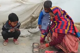 真实的印度穷人生活，自称比大凉山过得好，你怎么看？图片