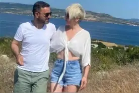 都是浪漫惹的祸？男子悬崖边求婚成功，下一秒女友失足坠崖身亡图片