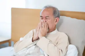 甲流来袭，咳嗽，发热，嗓子疼怎么办？4种中成药，击退流感图片