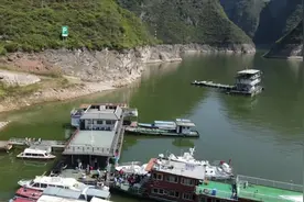 “乘风破浪”上学去！他们乘着“水上校车”去报到图片