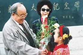 《台儿庄小唱》唱出民族精气神追忆乔羽先生图片