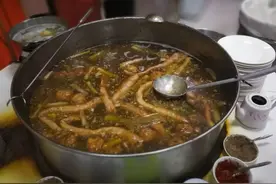 郑板桥、苏东坡、李清照应该都吃过的朝天锅图片