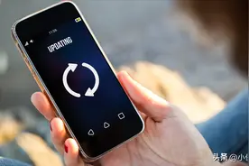 手机为什么经常提示系统更新？到底要不要更新？看完涨知识了图片