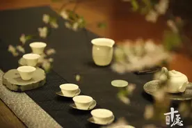 冬渐深，雪渐紧，9首诗看尽寒韵之美图片