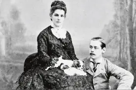 丘吉尔的母亲：一生潇洒，拥有200多个情人，因穿高跟鞋去世图片