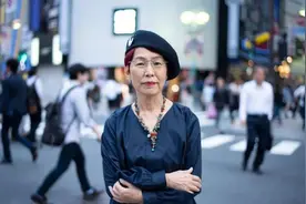 上野千鹤子，不要回答图片