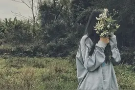 两个女儿都名校毕业，大家都羡慕我，我的晚年却无处安放图片