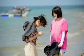 张子枫文淇同框真美好，真让人羡慕图片