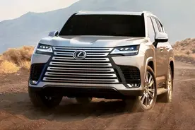 有钱人不一定买奔驰，但开“以下4款车”的家境不会差，你家有吗图片