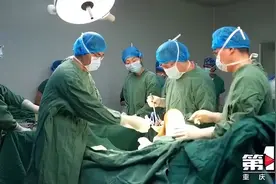 西藏首例5G远程国产机器人全膝关节置换术完成图片