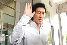 王力宏方发声辟谣：“与他人四人运动”视频画面系凭空捏造图片