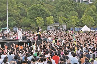 观山湖区“民族大联欢·盛夏狂欢”活动激发文旅融合新活力