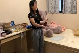 女主播户外涉黄直播当场被抓:有人告诉我搞黄色直播能赚大钱!图片