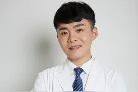 “非典型”陶勇图片