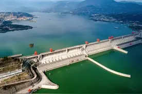 如果未来爆发战争，老美敢对三峡大坝动手吗？中国：你敢动动试试图片