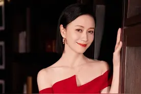 43岁倪虹洁自曝离异，儿子归前夫抚养！新男友身份曝光是圈内人图片