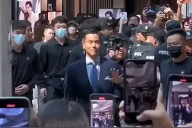 “自律男神”如今自认“放纵”？41岁的彭于晏真开始享受生活了！图片