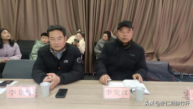 西安鄠邑区甘亭街道朝阳社区2026年迎新春经典红色诗词朗诵会举行