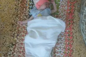 心太狠了！缅甸仰光一女子竟把1个月大婴儿抛弃图片
