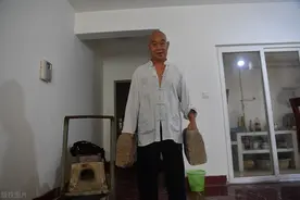 68岁大叔给40岁雇主做保姆，雇主：叔，一个月给你开6000元工资吧图片