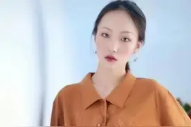 25岁江苏女孩，在北京当服务员和搬水工，现在成网红，年入3000万图片