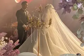 川航8633事件后，副驾驶治疗期间，与女航医恋爱，2022年举办婚礼图片