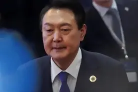 强硬警告，韩总统向罢工司机发出“通牒”，不工作就启动“开工令”图片