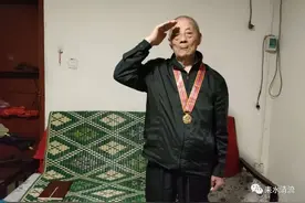 湘粤赣边区剿匪：处决大恶霸朱扬荣，两个多月活捉土匪两百多人图片