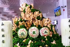 大学“阴间食堂”惨遭吐槽，学生像在殡仪馆吃饭，不由得后背发凉图片