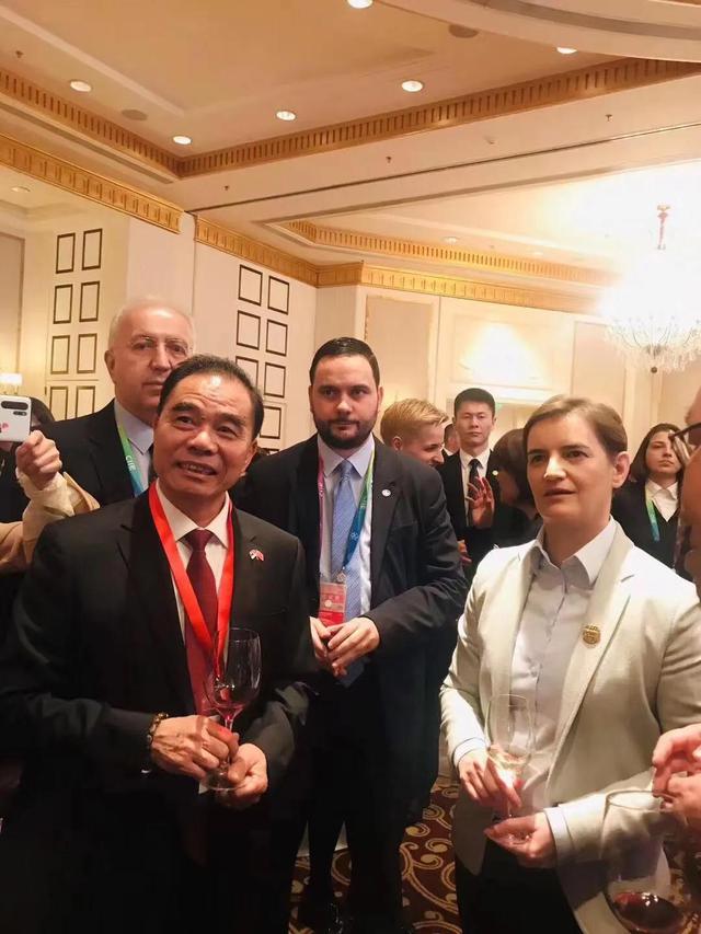 维拉纳酒业进军抖音直播:布局新零售