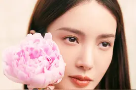 金晨，清爽俏丽型的山东美女，温婉柔情的气息，太迷人啦图片