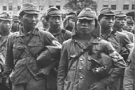 1946年，上万日军战俘在东北发动暴乱，被八路军乱枪打死4000多人图片