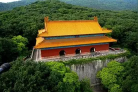 有再造中华之功的朱元璋，死后六百余年陵墓无人敢盗，究竟为何？图片