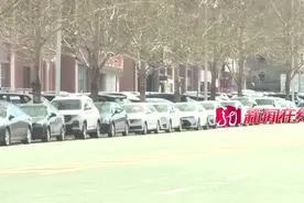 人在家中坐，车在路上开？交警一查，果然图片