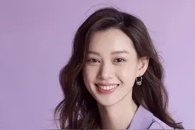 高级肖像｜知性优雅OL风｜紫色西装职业照也太美啦图片