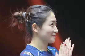 刘诗雯，一个温暖的名字，她缘何让人喜欢疼惜？人气不输大满贯图片