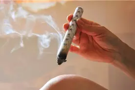 横纹是脑梗纹、竖纹是脑出血纹、凸起是......要及时疏通图片