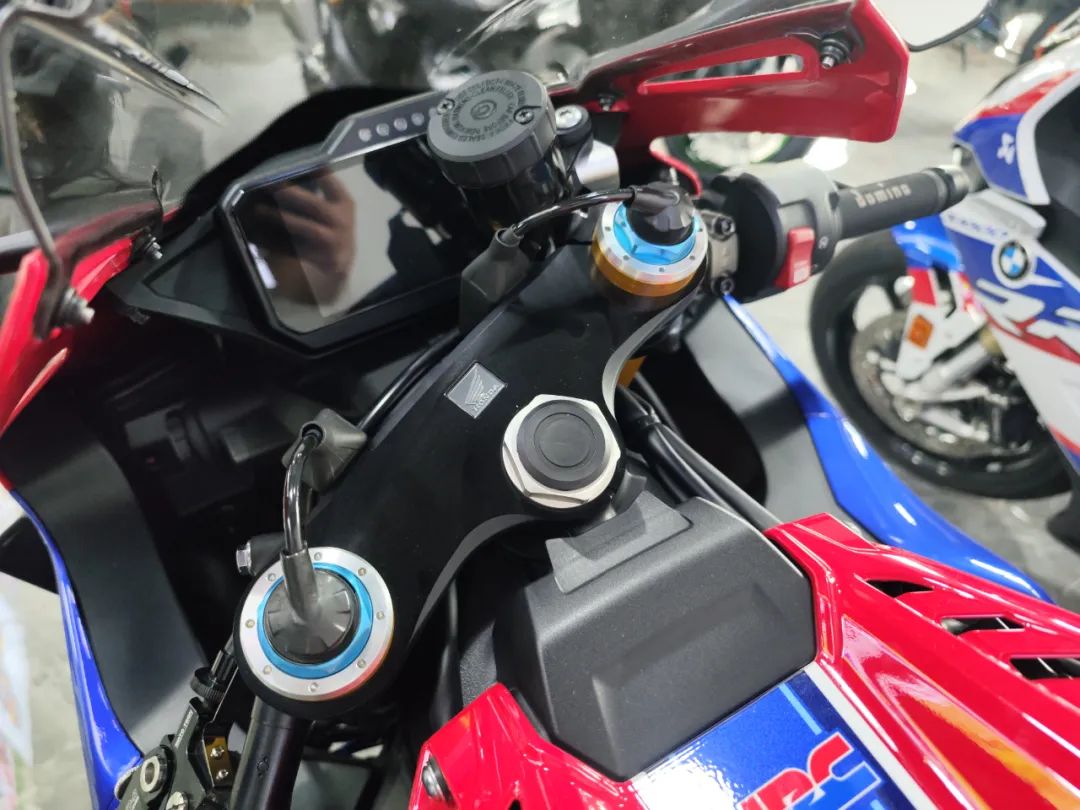 HONDA CBR1000RR-R SP 实车鉴赏，本田最强市售赛车！3888|小老婆汽機車資訊網
