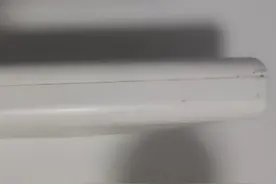 充电宝电池鼓包了还能继续用吗？正确的处理办法是什么图片