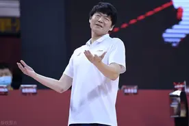 看看巩晓彬骂陶汉林、让全队低头的画面！就知道邱彪镇不住场子图片