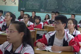 有灵魂的学校真不错！华坪女高再考出好成绩，张桂梅校长令人钦佩图片