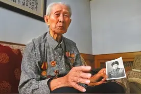 丈夫新婚后去参军，妻子苦等65年，最后等来的却是“别人的丈夫”图片