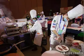 高考毕业不读大学，可以学的8门手艺，出师快，发展前景也不错图片